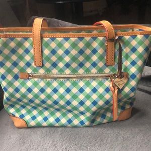 Dooney Bourke wallet